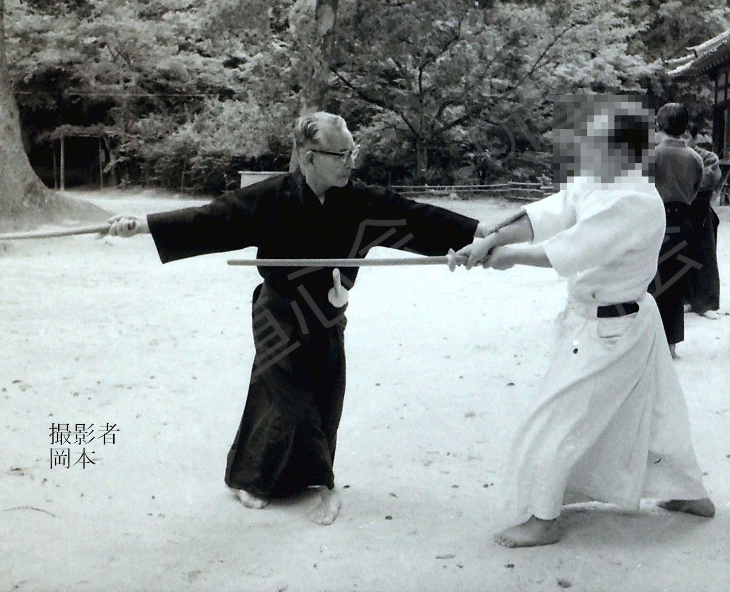 小太刀の突出